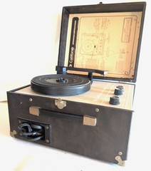 Califone 1410 K Phonograph Works Needs Needle Sounds Good! Solid State