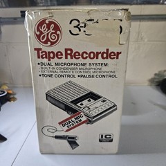 Vintage GE 3-5105 Tape Recorder w/dual Mic system both mics work super clean!