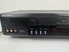Sony SLV-779HF Hi-Fi Stereo 4 Head VHS VCR Recorder No Remote Tested Works Great