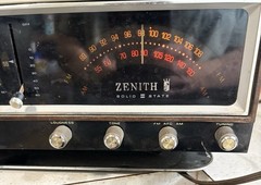 ZENITH F472W-3 Circle of Sound Flip Clock AM/FM Radio Woodgrain Radio PARTS READ