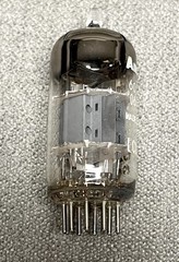 (1) Amperex / Bugle Boy ECC85 / 6AQ8 Dual Triode Tube – Heerlen, Netherlands NOS