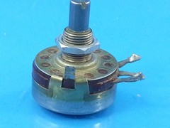 ALLEN BRADLEY AB 2250 OHM POTENTIOMETER 311-071 TYPE J POT 2 W TEKTRONIX
