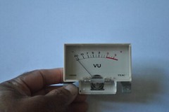 tascam model 32 vu metrer