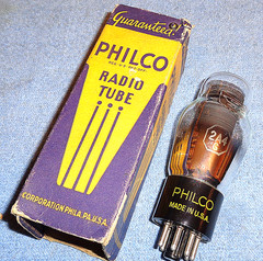 1 NOS Philco 2A4G Vacuum Tube for Philco Radios with Wireless “Mystery Control”