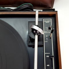 Vintage BIC 940 Belt Drive Turntable W/Soft Cover & Manual in Working Condition