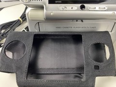 RARE Audiovox VBP3000 Video in a Bag Dual 5″ Screens + Extra Screen Bag Antenna