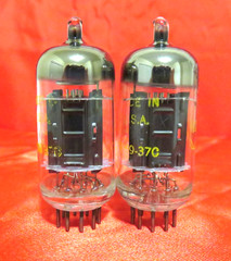 1959 Raytheon 12AU7 PLATINUM GRADE Preamp Tubes Matched Pair 90% NOS =ECC82 6189