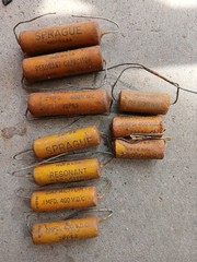 10 NOS Vintage SPRAGUE 72P51 72P52 72P53 400 Volt DC Molded Paper Capacitors