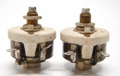 2 Ohmite Ceramic Potentiometers / Spec46916A-2 / 120 Ohm — KTB3