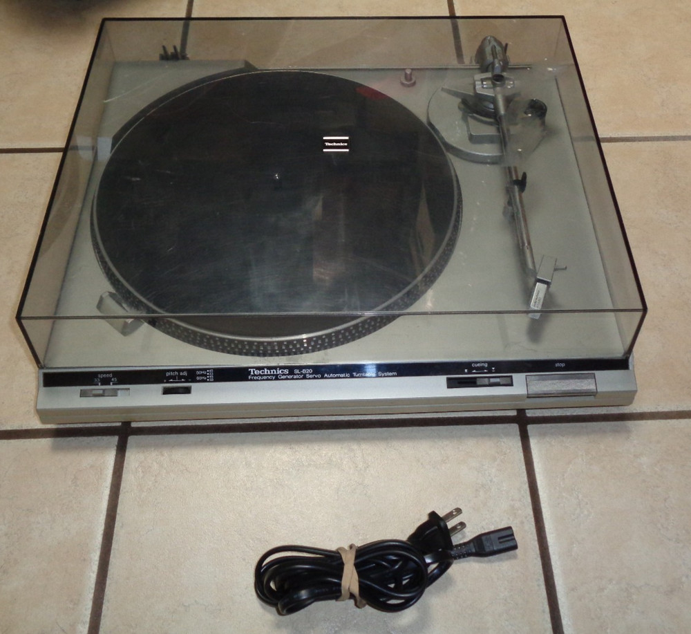 ~Technics SL-B20 Semi-Automatic Belt Drive Turntable Serviced w/ New Belt~