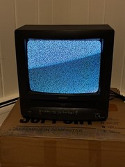 EXCELLENT VINTAGE SHARP MODEL 13VT-J100 TV/VCR COMBO, WORKS FOR GAMES, READ DESC