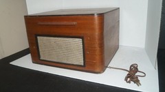 Vintage Wood ADMIRAL Model 6RP50-3A1AN Record Player Turntable 45 Watts – WORKS