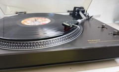 Technics SL-1400 Direct Drive Turntable DeoxIT Serviced Tested Working