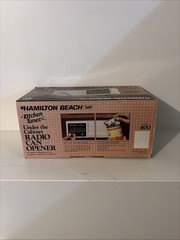 Vintage Hamilton Beach Scovill Model 400 Under Cabinet Radio / Can Opener NIB