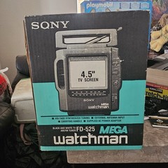Vintage Sony Mega Watchman FD-525 Portable Black And White TV AM/FM Radio Tuner