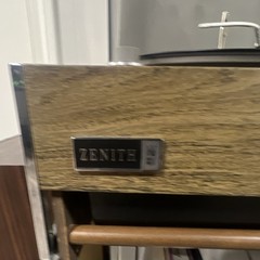 Zenith Circle Of Sound Vintage Vinyl Record Player & Speakers