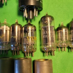 Lot 13 Vintage Vacuum Tubes RCA GE Sylvania + Shields Knobs Untested