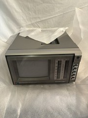 Spacemaker Kitchen Companion GE TV/Radio 5” B&W FM/AM 7-7650 Original Box