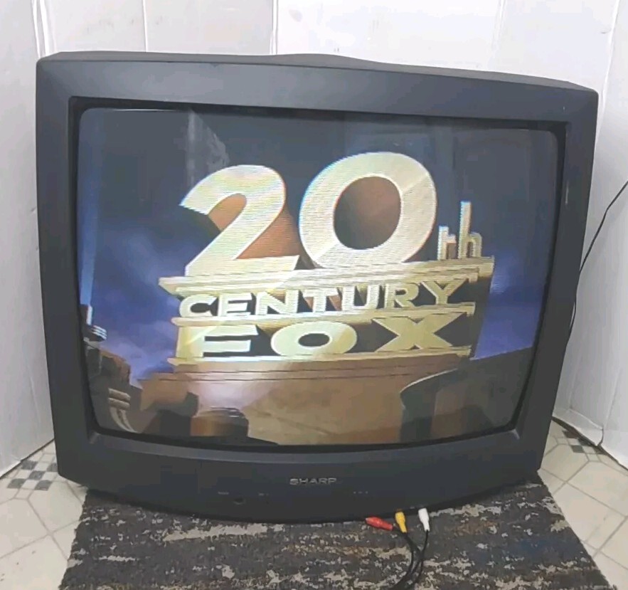 Vintage Sharp 25J-M100 CRT TV Retro Gaming Television No Remote 1997