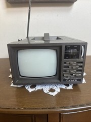 Vintage Osaka KTV-1010 Deluxe Portable 5” B&W CRT TV 1985 Korea Retro