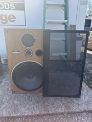 1 Vintage Pioneer CS-G403 . 3 – Way Speaker System