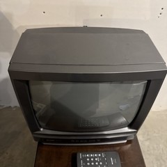 VINTAGE SHARP Linytron 13C-M100 13″ ANALOG CRT COLOR TV Gaming 1993 W/ Remote