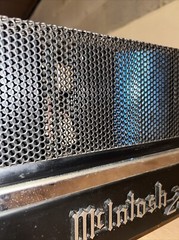 McIntosh MC2100 Amplifier (Read Description)