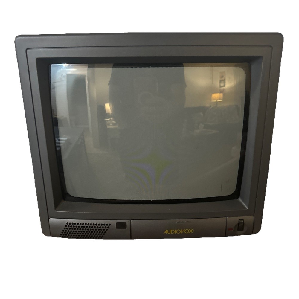 Audiovox AVT-975 9″ CRT Portable Retro Color TV Vintage Gaming NO CORDS UNTESTED