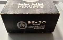 Vintage Pioneer SE-30 wired headphones 1/4″ jack white/black Japan