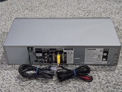 Toshiba SD-V392 SU2 DVD VCR Combo Player Recorder TESTED & WORKS No Remote