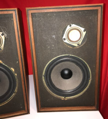 Vintage Pair Of Sony Speakers 2 Way 8″ Woofers Both Tested And Both Sound Great