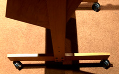 Otari 19 inch standard rail (14 space) adjustable angle Wood Cabinet Casters