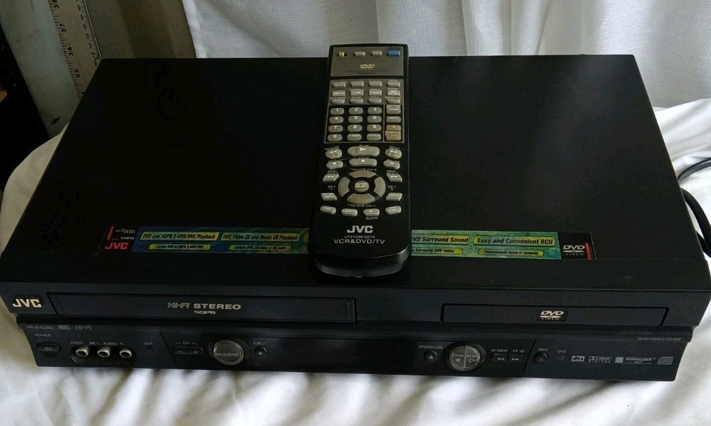 JVC HR-XVC20U Hi-Fi VHS/DVD VCR Combo Player w/ Remote – Tested