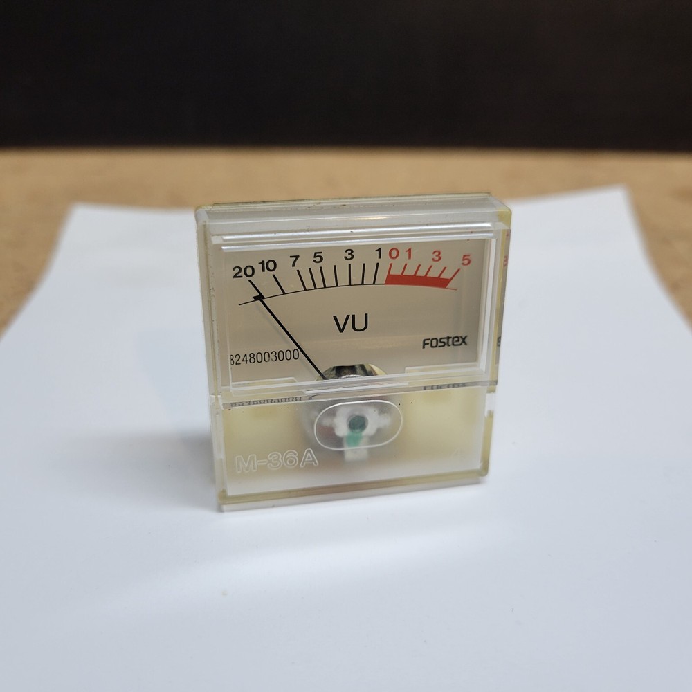 Fostex A-8 LR VU Meter