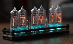 Nixie tube clock. IN-14 6 digits tubes. Carbon fiber case. USB-type C