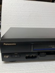 Panasonic PV-V4611 VTG Video Cassette Player Recorder VCR Hi Fi 4 Head WORKing