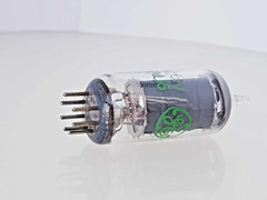 1 x 12AU6 GE TESTED green label USA/ HF94 / CV1961 Pentode