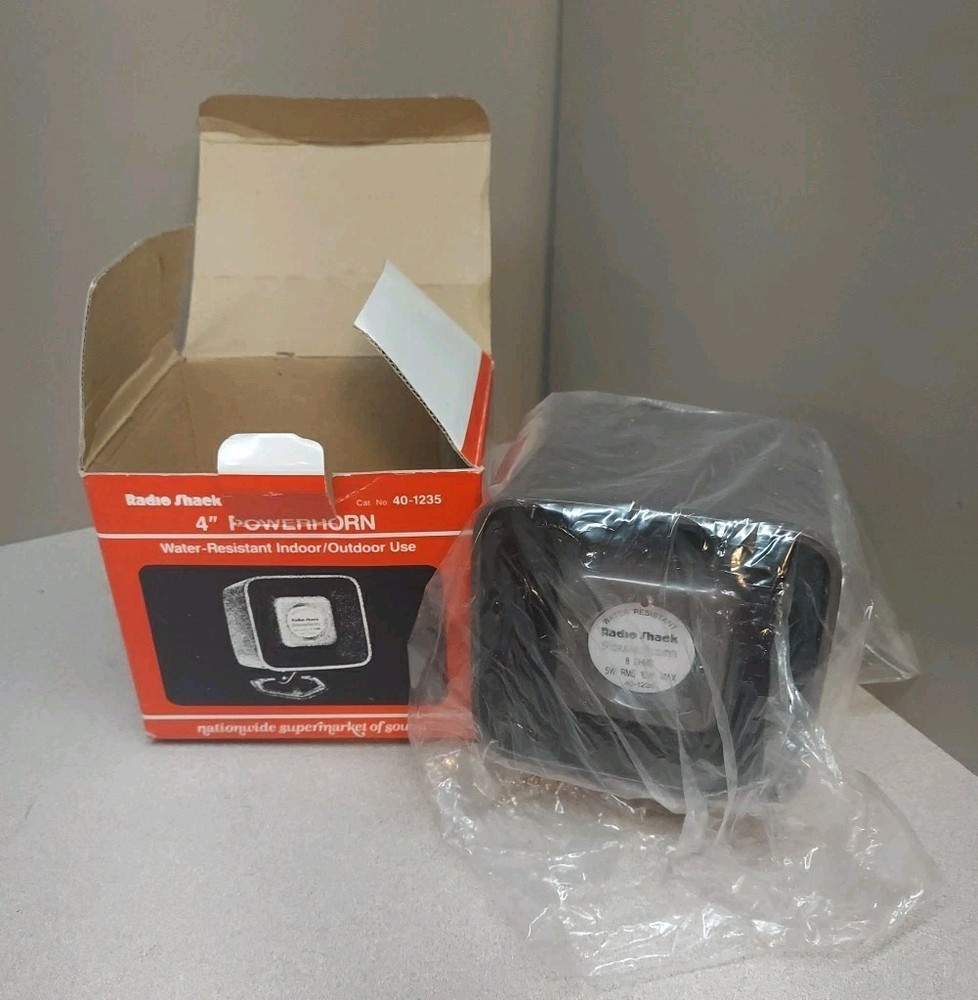 VINTAGE RADIO SHACK 4″ Powerhorn Water-Resistant Indoor/Outdoor Speaker 40-1235