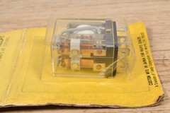 NEW Archer Electronics 125VAC DPDT Plug-In Relay 275-217B Vtg Tandy Radio Shack