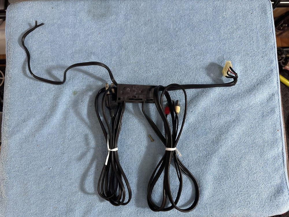 Pioneer PL-1050 PL-516 Vintage Turntable For parts original Power and RCA cable