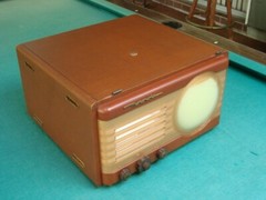Vintage 1940’s Motorola 7VT5R, Red 7″ Portable TV, #2