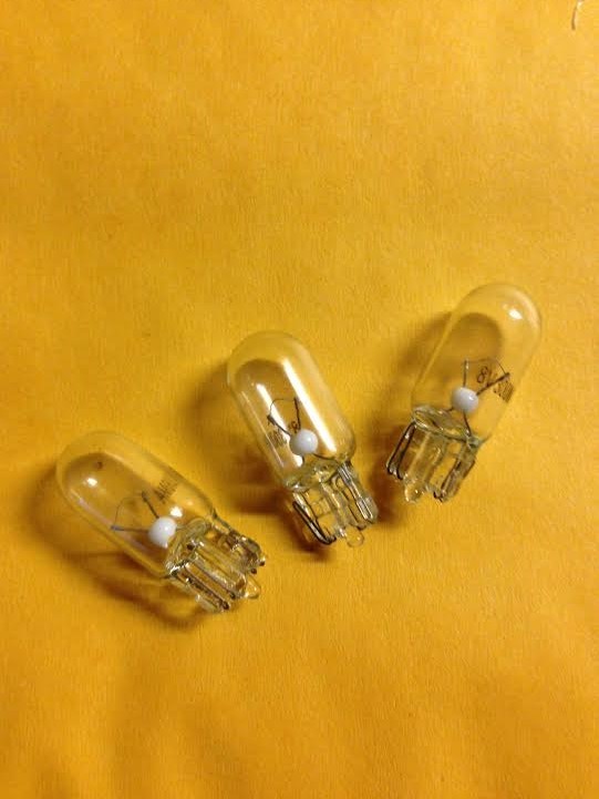 (3)WEDGE BASE LAMP 8v-300mA/DIAL METER/LR-5555 910 5555A LR-3030 3030A-Lafayette