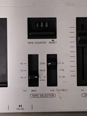 Aiwa Solid State Stereo Cassette Deck AD-1250 READ DESCRIPTION