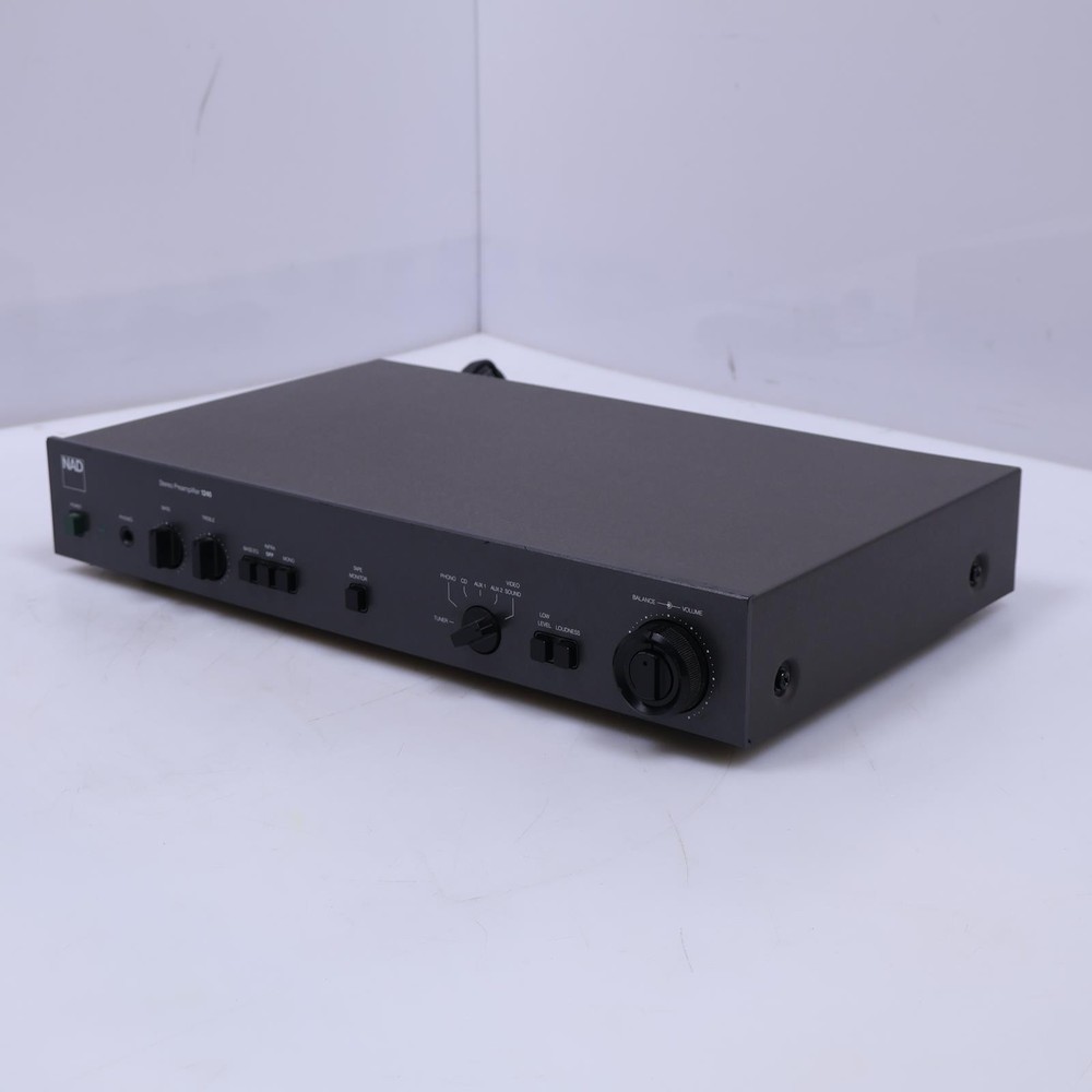 NAD 1240 Vintage Stereo Pre-Amplifier