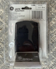 GE AM/FM Pocket Radio 7-2585 1 1/2 inch Speaker