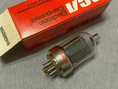 1pcs – RCA 6146B / 8298A Vacuum Tube NOS NIB