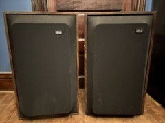 Pair Of MA Micro Acoustic Speakers Serial #10375 Microstatic Floor Wood VTG