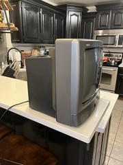 Vintage RCA X13101GS CRT Box 13 Inch TV 1993 – No Remote, WORKING