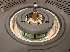 Technics SP-25 DD Turntable w/plinth and Syntec S-220 Piezo PU-420 Tonearm