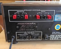 vintage marantz 2220b stereo receiver “Sounds Great”